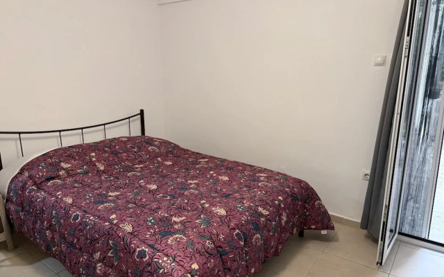 Cozy Apartment in Agios Loukas