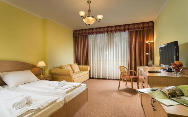 Ozoon Hotel