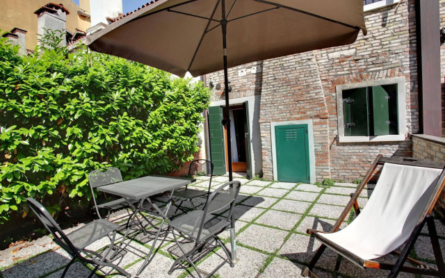 Garden Houses Apartment