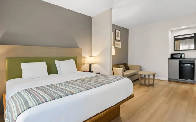 Country Inn & Suites by Radisson, Roanoke, VA