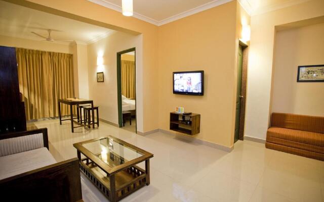 Treehouse Blue Hotel & Serviced Apartments