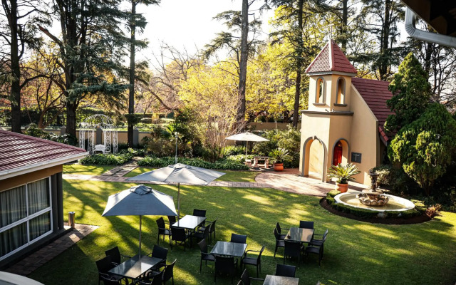 Three Rivers Lodge and Villas