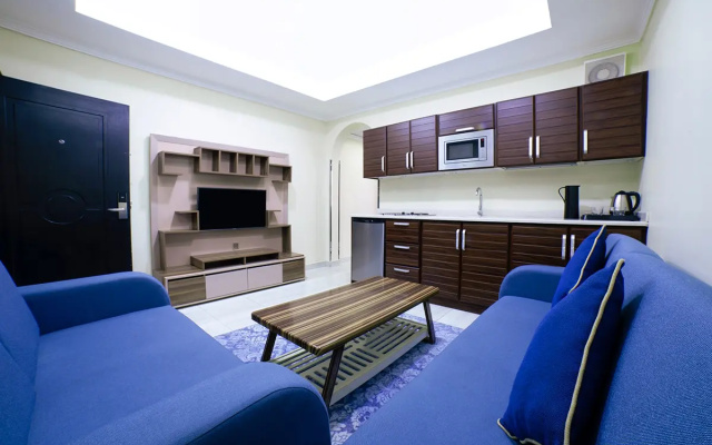 Swiss blue serviced apartments (Alzahra)