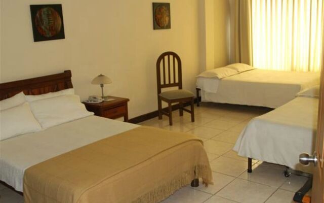 Hotel Gran Via