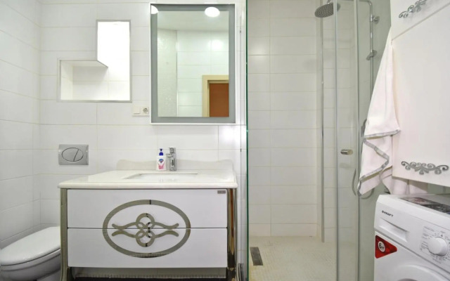 Amiryan street, 1 bedroom Luxury, Unique and uninhabited apartment AM422