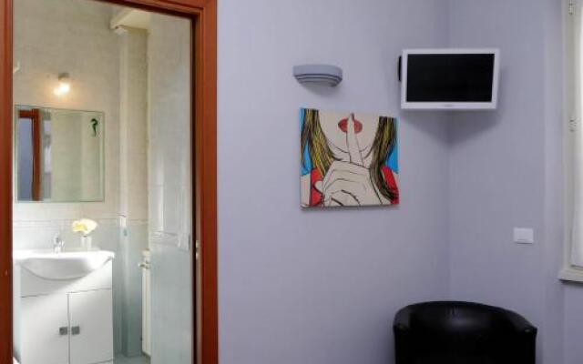 Sapphire Apartment