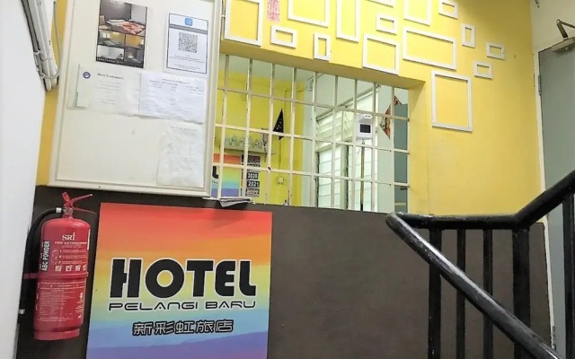 OYO 90465 Pelangi Baru Hotel