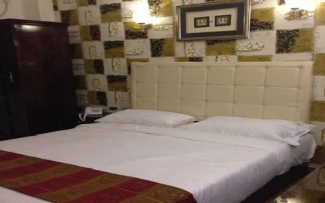 Hotel Executive Inn