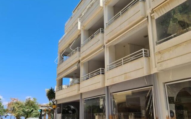 Apartment by the sea in Xilokastro