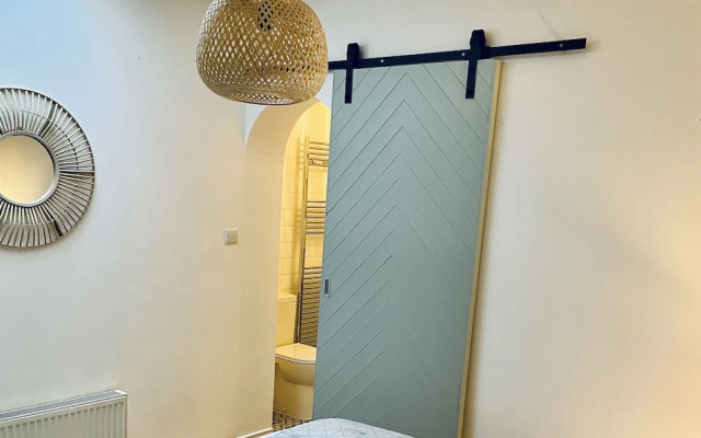 Wavecrest Holiday Cottage