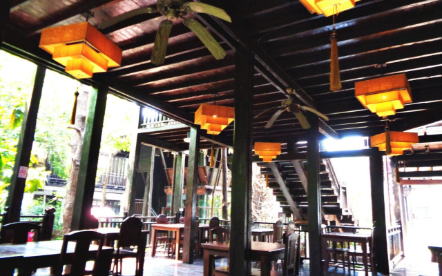 Yantarasri Resort