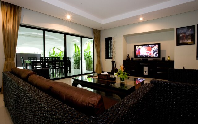 Palm Grove Resort