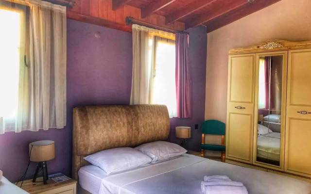 Cunda TheLara Otel