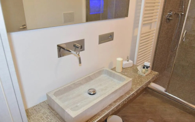 Old Port Genova Centro B&B