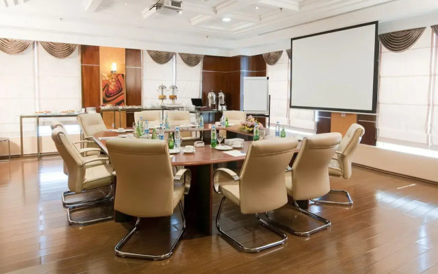 Retaj Al Rayyan Hotel