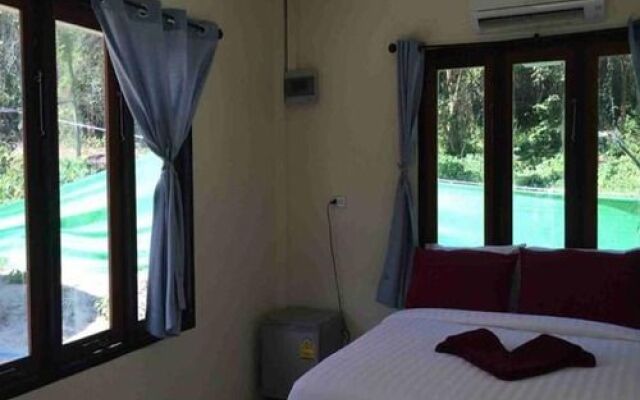 Ban Inchat Bungalow