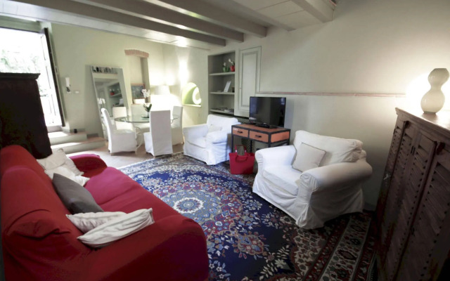 Fleur de Lis Loft
