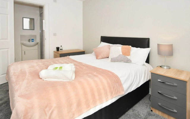 Townhouse@ 147 Westminster Street Crewe