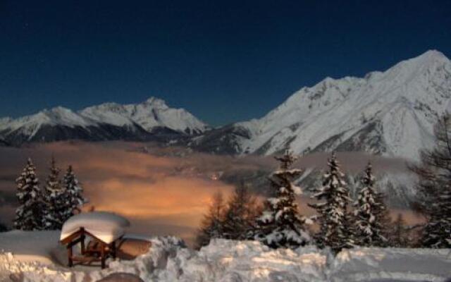 Skihütte Zams Tirol Österreich