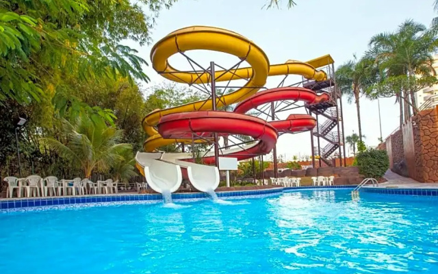 Hotel golden dolphin grand hotel 111