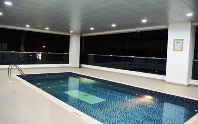 Vista Hotel Apartments Deluxe