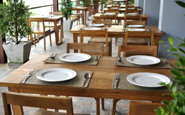 Phranang Place Hotel