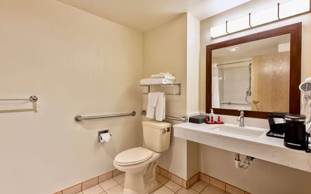 Surestay Plus Hotel By Best Western Seatac Airport