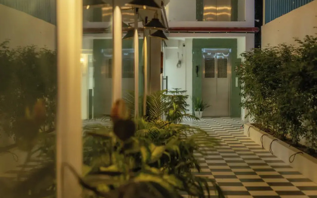The Lavish Stay