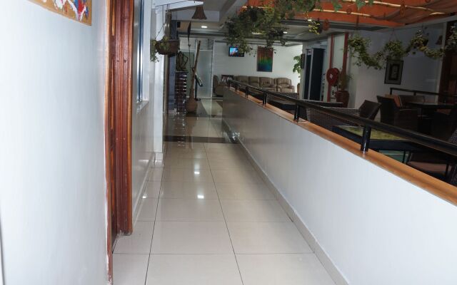Hotel Emerald