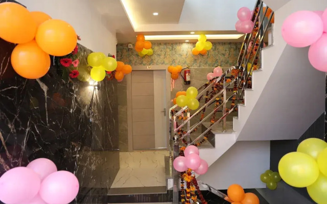 Aastha Guest House