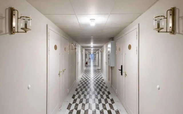 UNO на Вольная 25