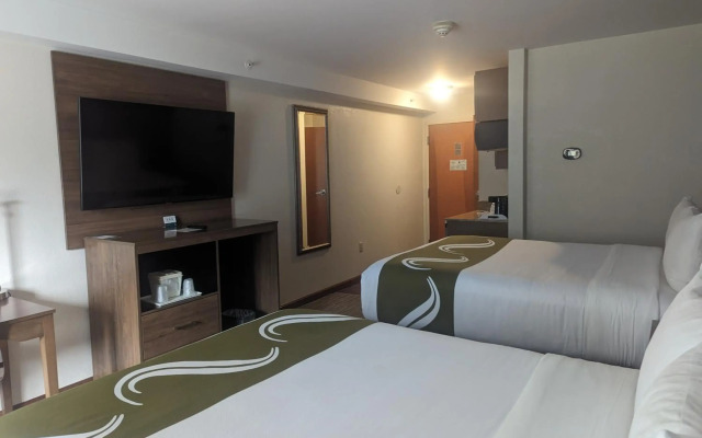 Quality Inn & Suites Northampton - Amherst