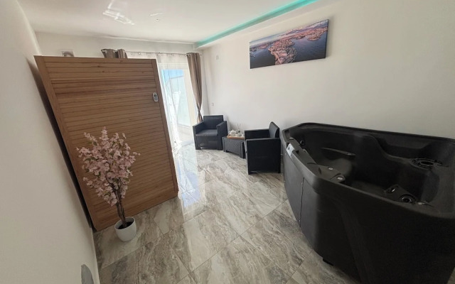 Alight Sauna and SPA Penthouse