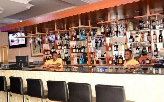 77 Palms Hotel