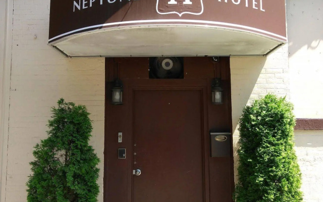 Neptune Hotel