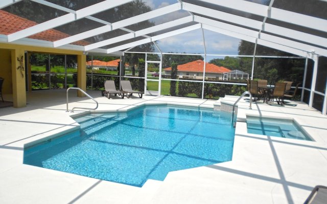 Stylish Pool Close To Withlacoochee Bike Trail 3 Bedroom Home by Redawning