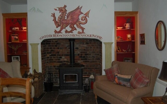 Cwmllechwedd Fawr