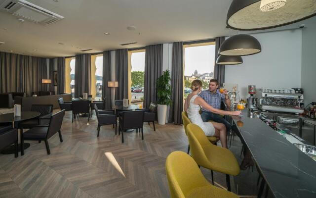 Hotel Bellevue - Superior City Hotel