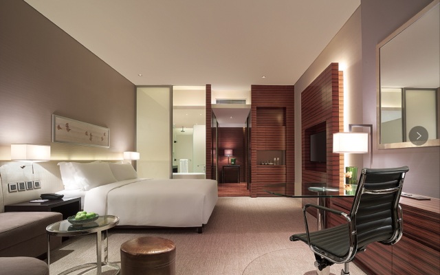 New World Guiyang Hotel