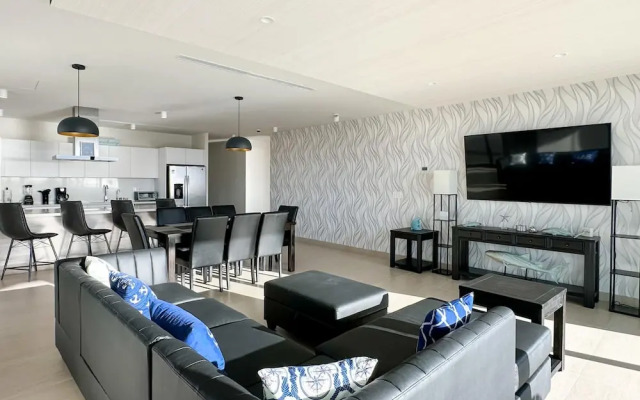 New 3BR Ground Floor Las Palomas Condo