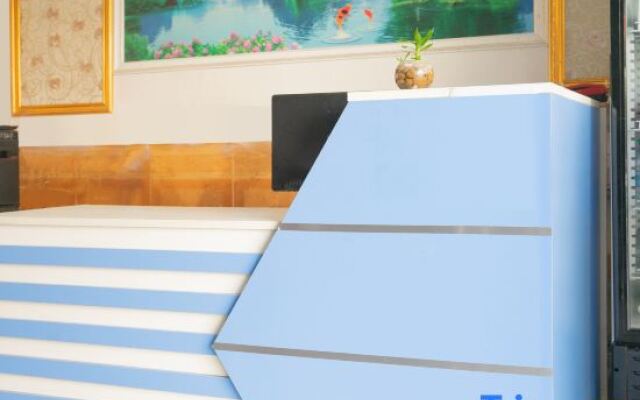 OYO Jiangmen Xinwang Hotel