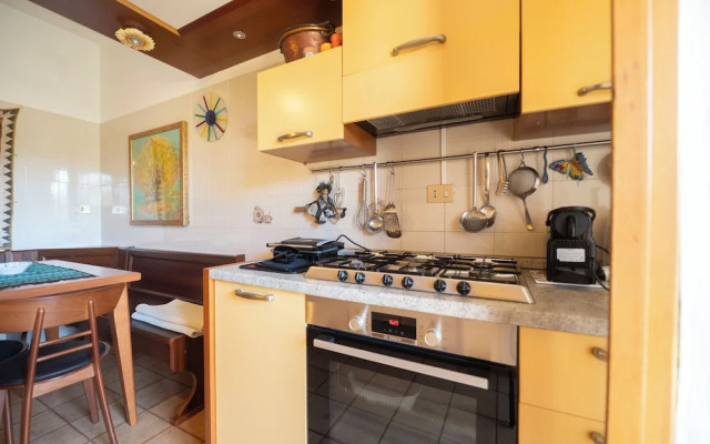 Luminous 2Br Family Apartment In Residential Area