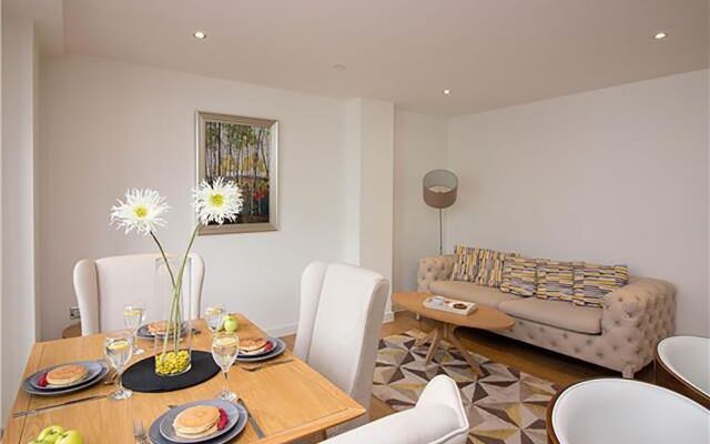 Diamond - Marsham City Apartment
