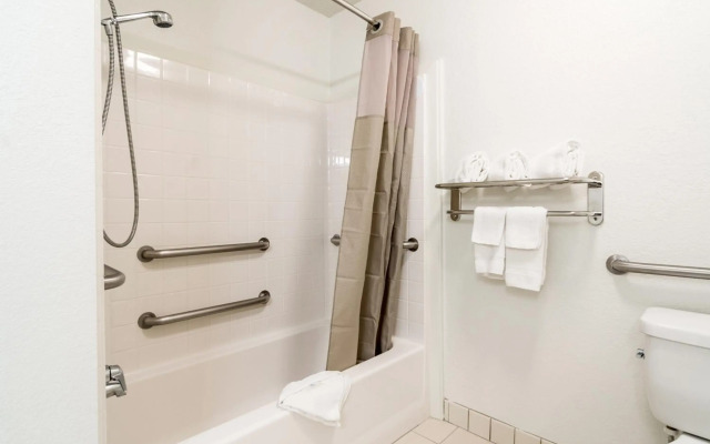 Studio 6 Plano, TX - Dallas - Plano Medical Center