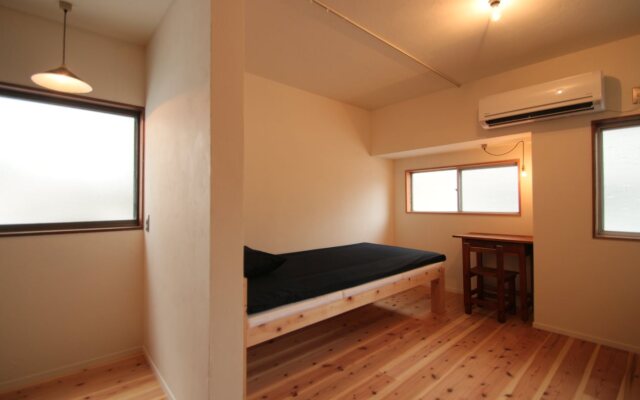 Hostel LnK (LODGING & KIN) - Hostel