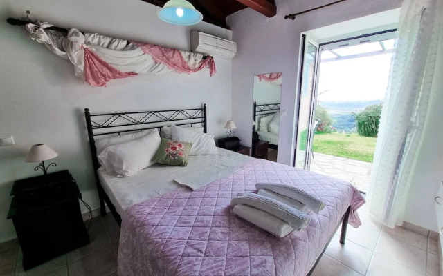 Secret Garden Hideaway in Kefalonia