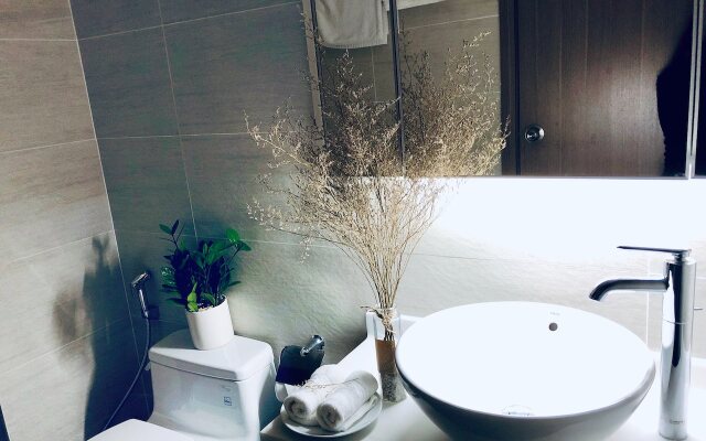 Travelaholic's Homestay