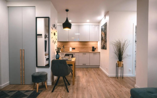 Ravelli 7 Apartment