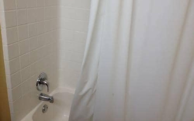 Budget Inn Mount Pleasant