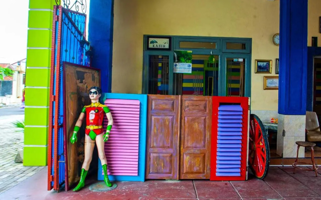 SPOT ON 2815 Hotel Damai